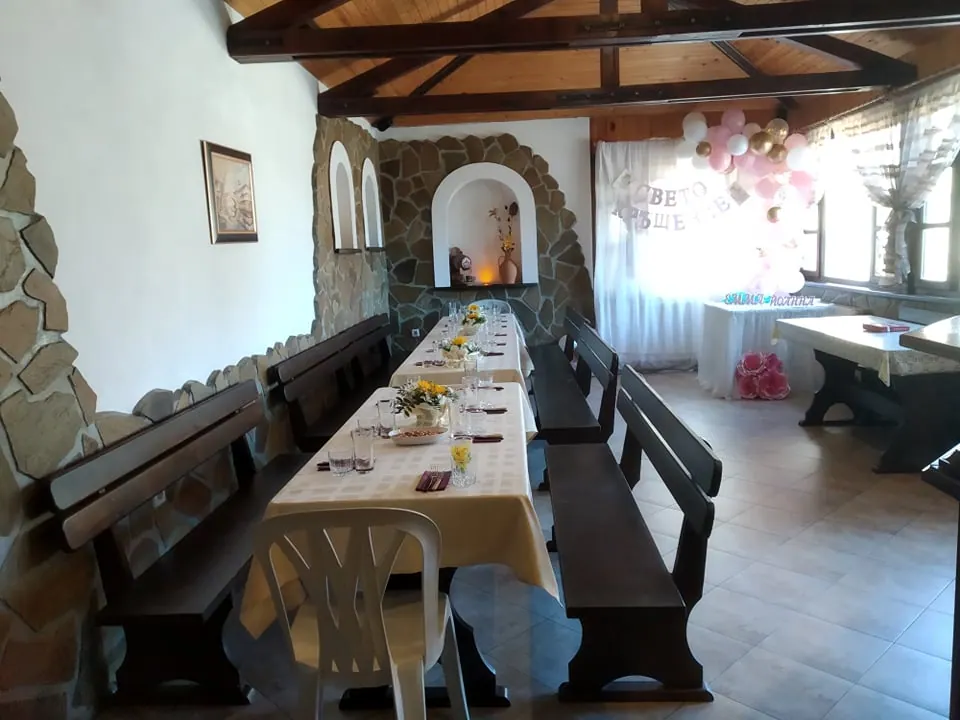 Vasilena Guest House tavern