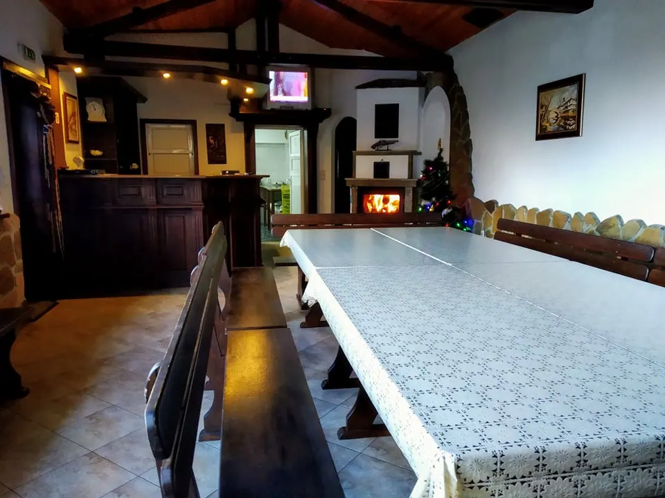 Vasilena Guest House tavern