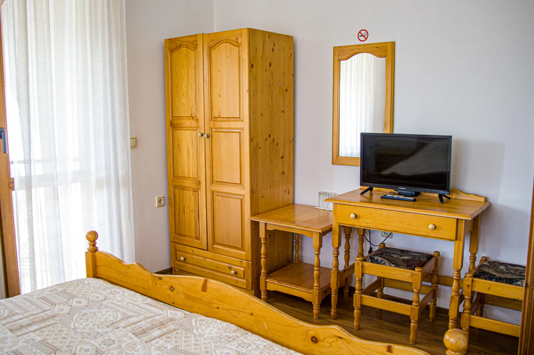 Rooms and facilities