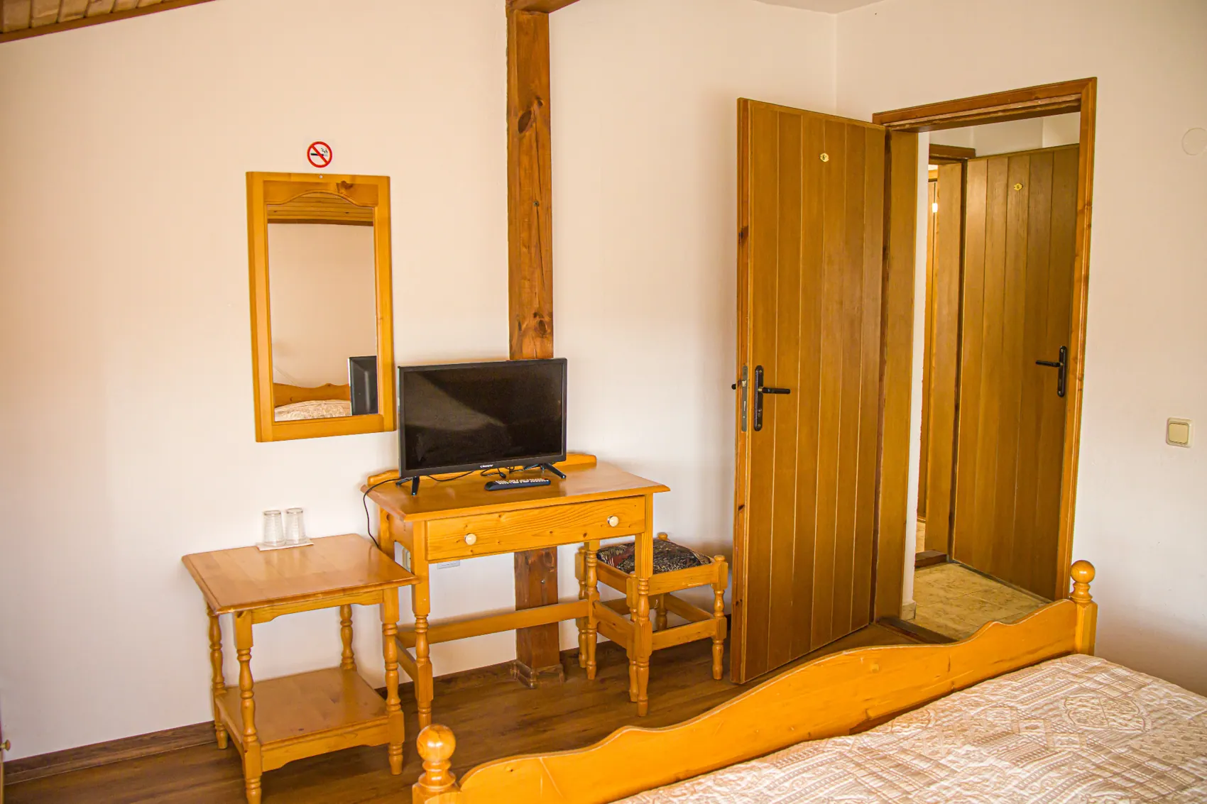 Rooms and facilities